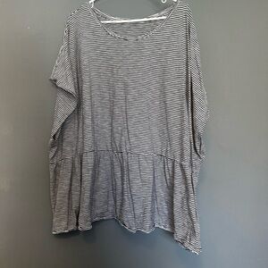 Striped Drop-Waist Tunic Blouse - Black & White